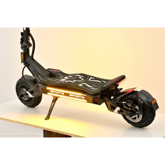 Trottinette électrique G9 1500W*2 60V 26Ah Trottinette électrique G9 1500W*2 60V 26Ah