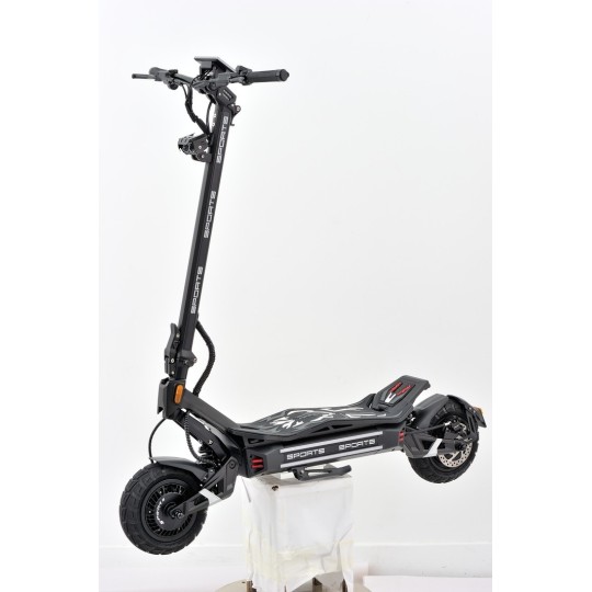 Trottinette électrique G9 1500W*2 60V 26Ah Trottinette électrique G9 1500W*2 60V 26Ah