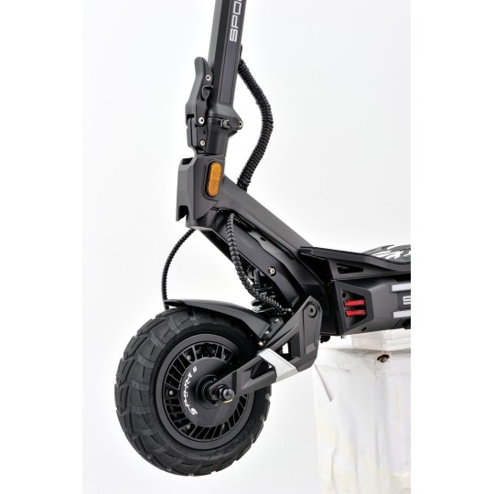 Trottinette électrique G9 1500W*2 60V 26Ah Trottinette électrique G9 1500W*2 60V 26Ah