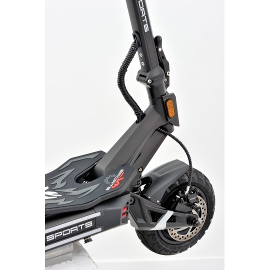 Trottinette électrique G9 1500W*2 60V 26Ah Trottinette électrique G9 1500W*2 60V 26Ah