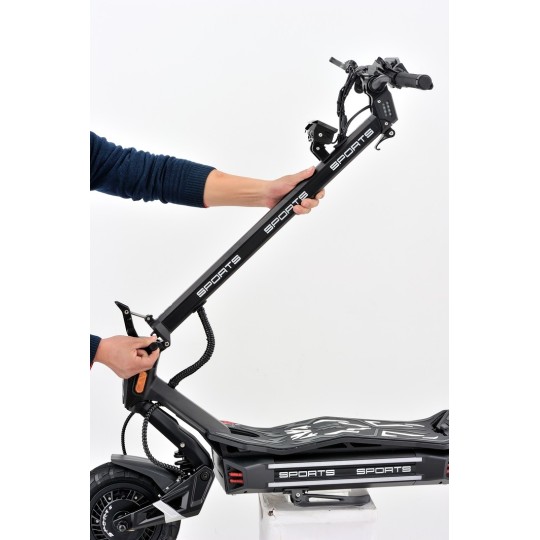 Trottinette électrique G9 1500W*2 60V 26Ah Trottinette électrique G9 1500W*2 60V 26Ah